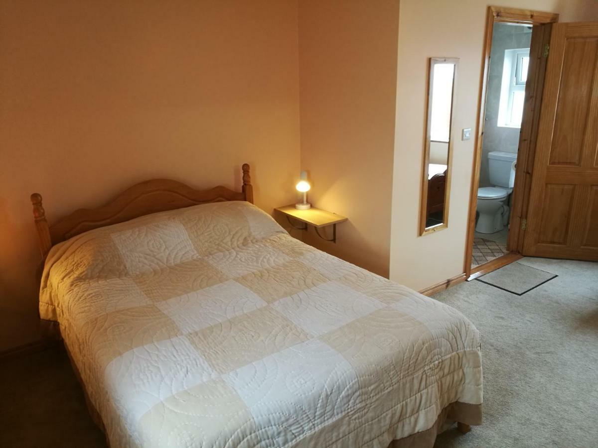 Danubio Guest Accommodation Doonbeg Eksteriør bilde